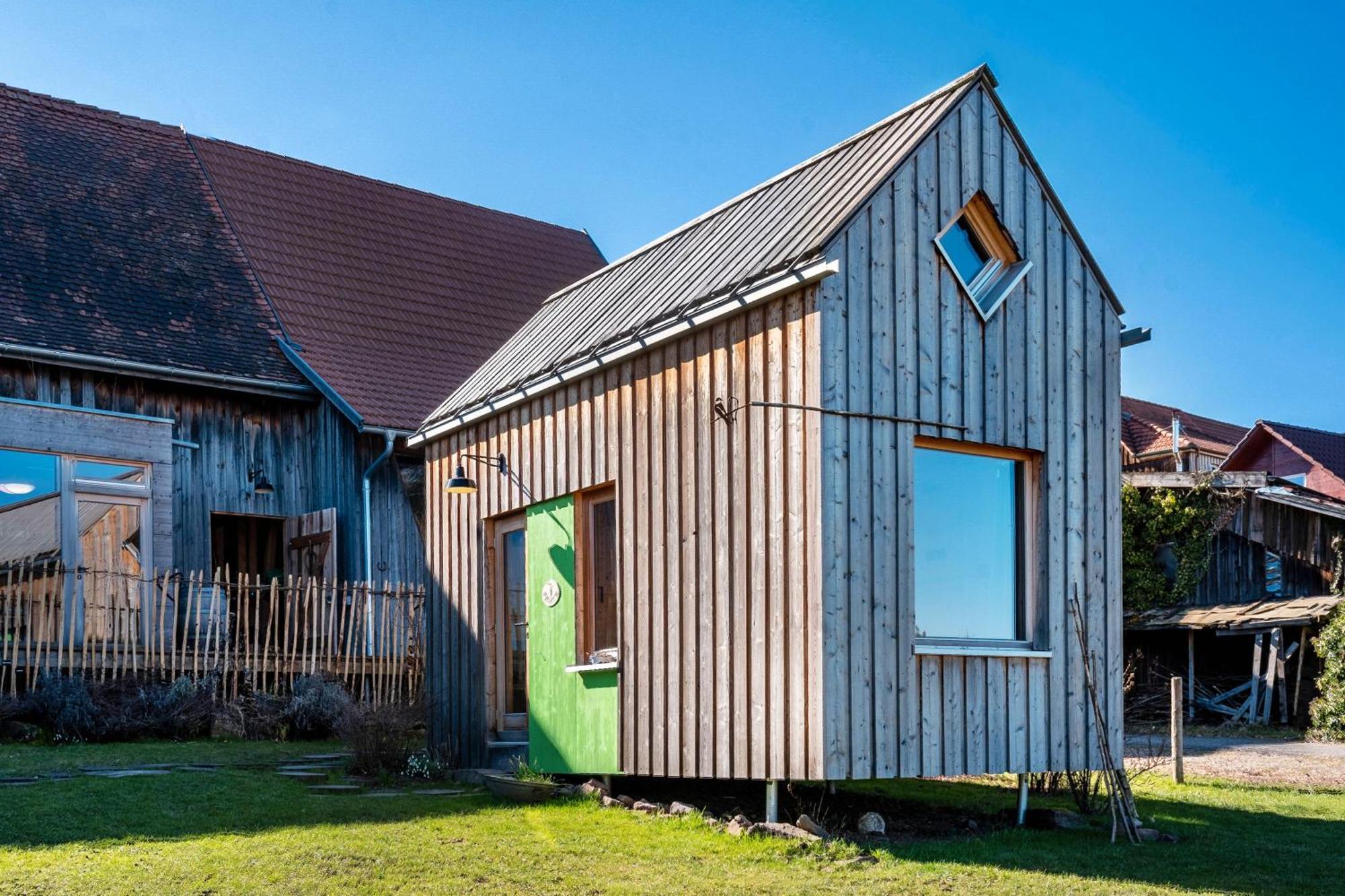 Tiny Houses Der Dorfscheune Bieselsberg Exteriör bild
