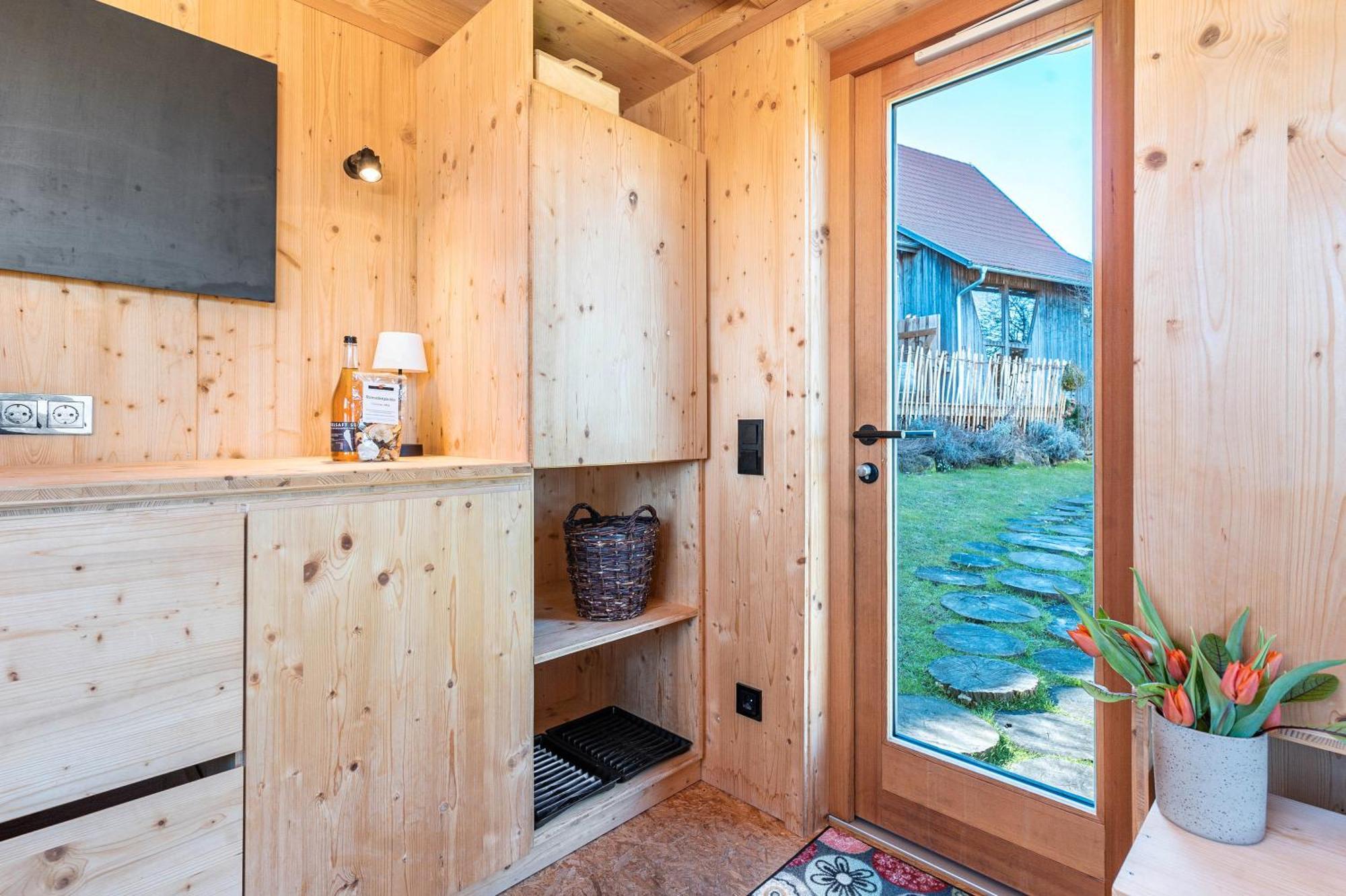 Tiny Houses Der Dorfscheune Bieselsberg Exteriör bild